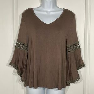 ROOMMATES brown blouse